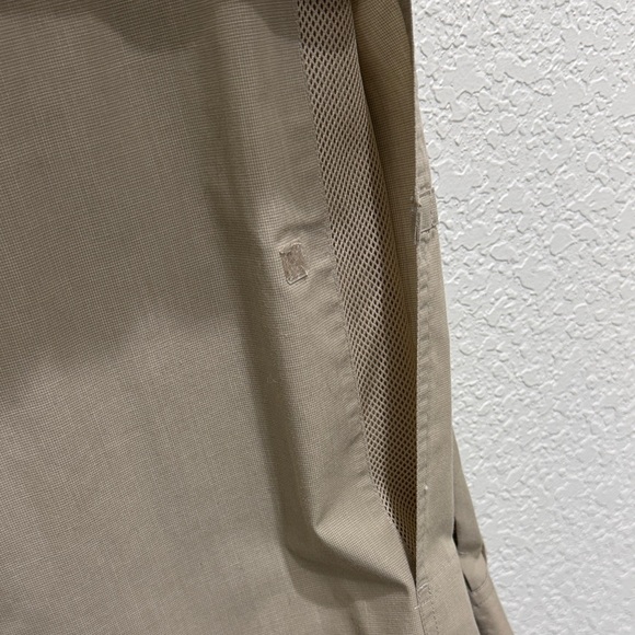 Exofficio BUZZ OFF Insect Repellent Apparel Khaki Button Down Shirt - Picture 5 of 7